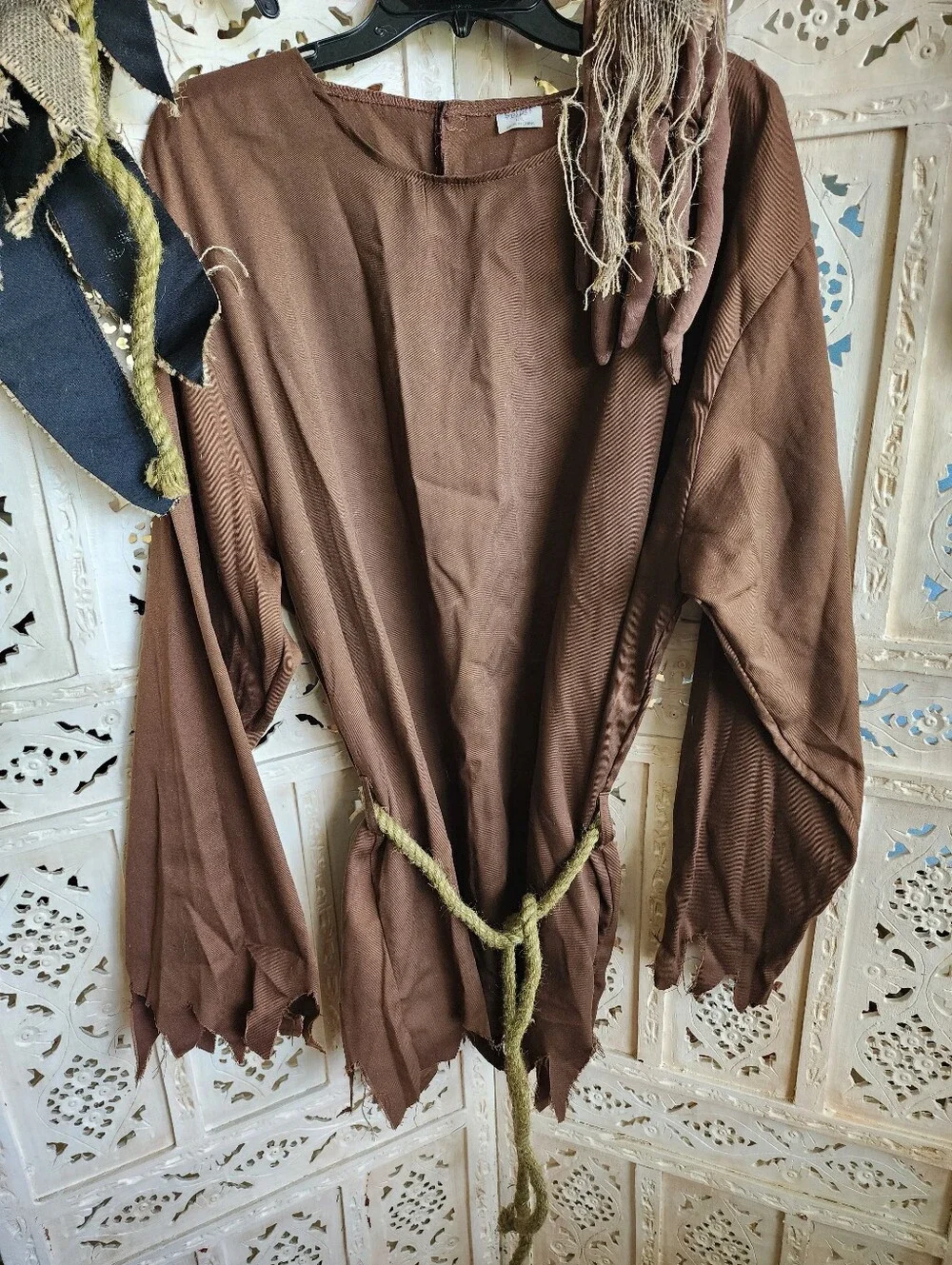 Spirit Halloween Sinister Scarecrow Outfit- Size Adult L/XL - Picture 3 of 14
